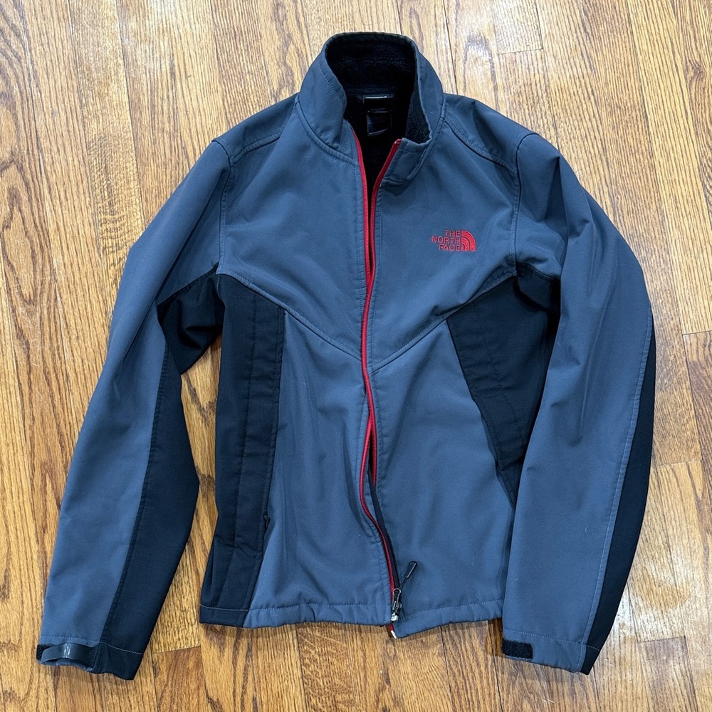 The North Face Men's Small // Charcoal and Black Chromium Thermal Jacket